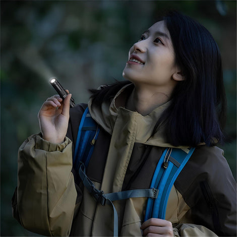 Kit WAVE Negra Leatherman con Linterna P2R CORE Ledlenser y Funda EDC. Kit Toho Outdoor