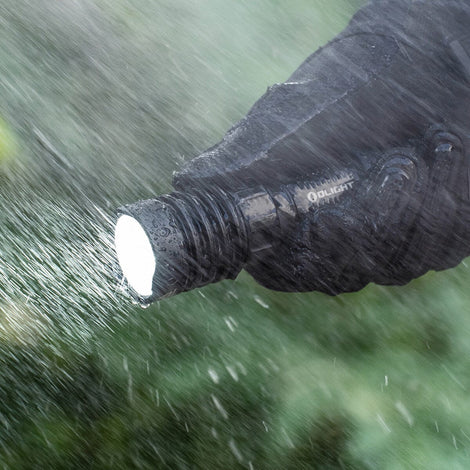 Linterna de Mano Recargable WARRIOR X 4 Negra Olight Linterna Olight