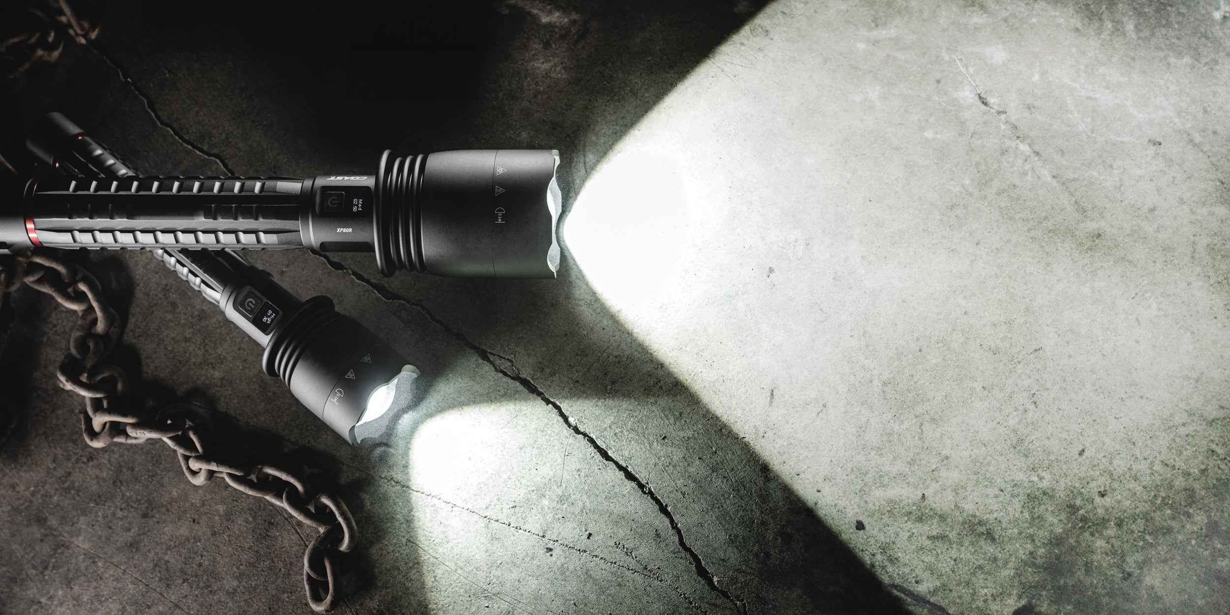 XP40R  | Linterna Recargable de Mano Coast