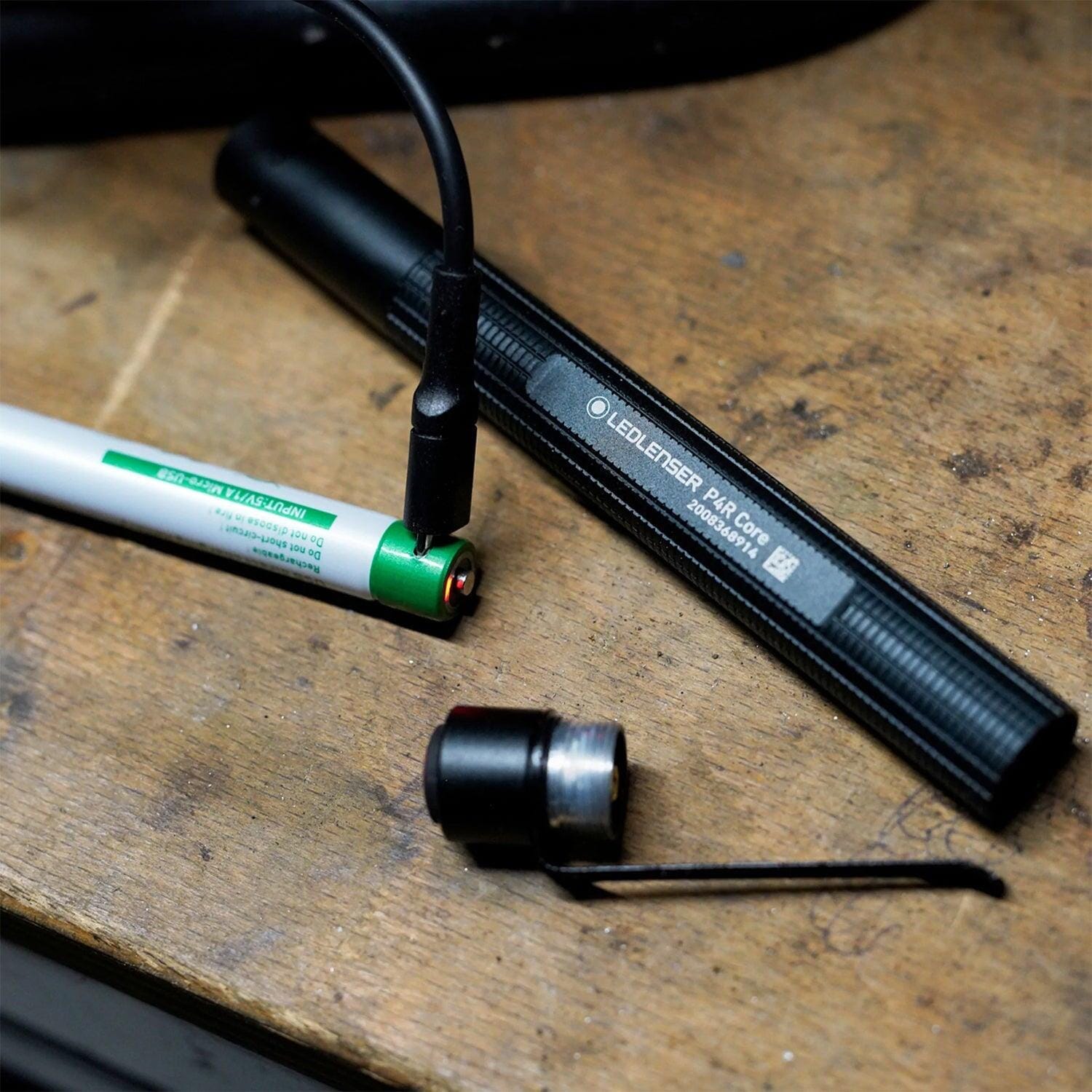 Linterna Recargable de Bolsillo P4R CORE Negra Ledlenser Ledlenser 