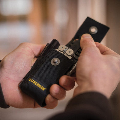 Kit de WAVE+ Negra Leatherman con Linterna P2R Core Ledlenser y Matraca Leatherman Leatherman 