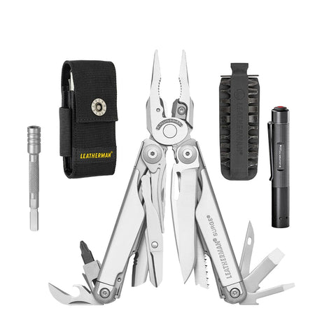 Kit de Multiherramienta SURGE Leatherman con Linterna P2R Core Ledlenser Leatherman Plata 